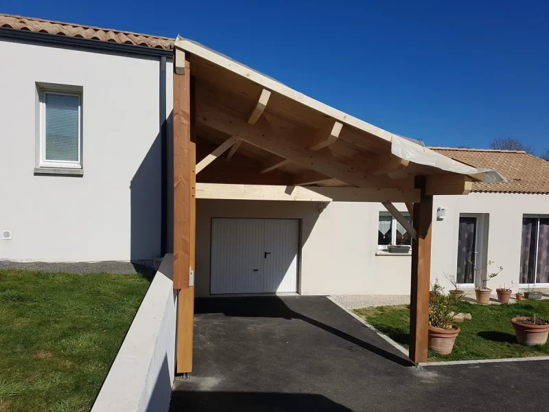 Réalisation de charpente par Tesson Laurent, menuisier charpentier à Saint Julien des Landes