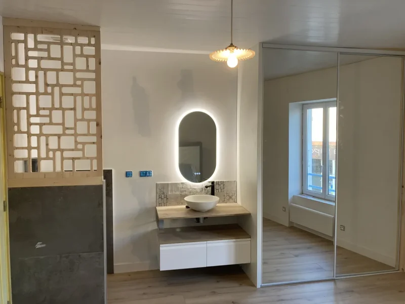 Réalisation d'aménagement intérieur par Tesson Laurent, menuisier charpentier à Saint Julien des Landes