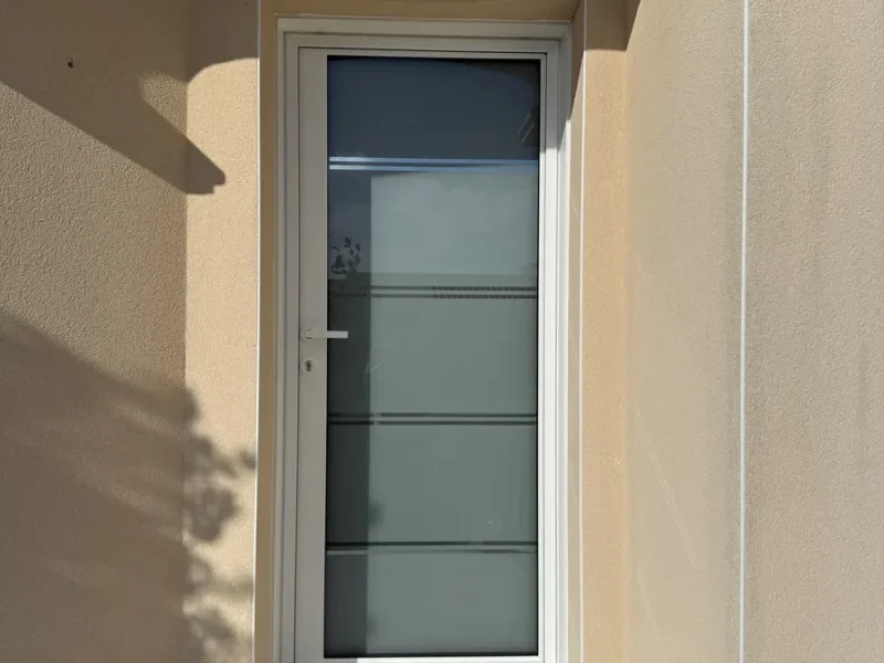 Réalisation d'ouvertures bois par Tesson Laurent, menuisier charpentier à Saint Julien des Landes